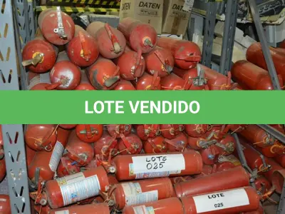LOTE 025 - 01-LOTE CONTENDO APX 35 EXTINTORES P/INCENDIO B.C (NO ESTADO)