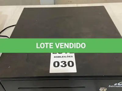 LOTE 030 - 01 CAIXA REGISTRADORA, MARCA “BEMATECH”. (NO ESTADO)