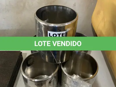 LOTE 002 - 05 BALDES EM INOX PARA ARMAZENAR SORVETE (CARAPINAS) E 01 ESPATULA. (NO ESTADO)