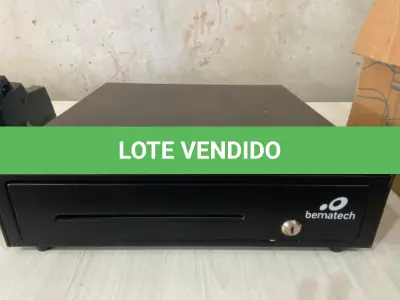 LOTE 025 - 01 CAIXA REGISTRADORA, MARCA “BEMATECH”. (NO ESTADO)