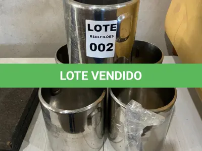 LOTE 002 - 05 BALDES EM INOX PARA ARMAZENAR SORVETE (CARAPINAS) E 01 ESPATULA. (NO ESTADO)