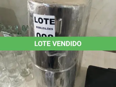LOTE 008 - 04 BALDES EM INOX PARA ARMAZENAR SORVETE (CARAPINAS) E 01 ESPATULA. (NO ESTADO)