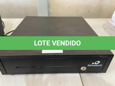 LOTE 030 - 01 CAIXA REGISTRADORA, MARCA “BEMATECH”. (NO ESTADO)