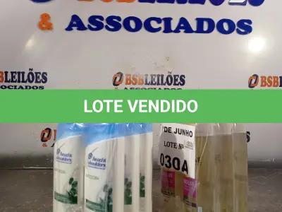 LOTE 030 - 06 FRASCOS DE SHAMPOO ANTICOCEIRA HEAD&SHOUDERS 200ML E 06 FRASCOS DE SHAMPOO PANTENE PRO-V MICELAR PURIFICA E HIDRATA 200ML. (NO ESTADO, LEILÃO NÃO TEM GARANTIA E NEM DEVOLUÇÃO, SUJEITO A POSSÍVEIS AVARIAS VISÍVEIS/OCULTAS E/OU AUSÊNCIA DE COMPONENTES).