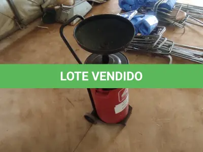 LOTE 025 - 01 COLETOR DE ÓLEO PARA CARRO (NO ESTADO, NÃO SABEMOS SE FUNCIONA. LEILÃO NÃO TEM GARANTIA E NEM DEVOLUÇÃO).