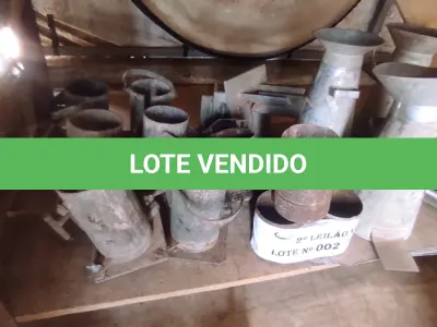 LOTE 002 - 01 LOTE COM COLETORES PARA ANALISE DE SOLO (NO ESTADO, NÃO SABEMOS SE FUNCIONA. LEILÃO NÃO TEM GARANTIA E NEM DEVOLUÇÃO).