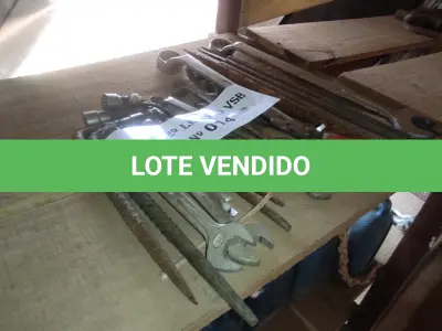 LOTE 014 - 01 LOTE COM CHAVES COMBINADAS 41,24,19 L24 E 04 LIMAS REDONDAS (NO ESTADO, NÃO SABEMOS SE FUNCIONA. LEILÃO NÃO TEM GARANTIA E NEM DEVOLUÇÃO).