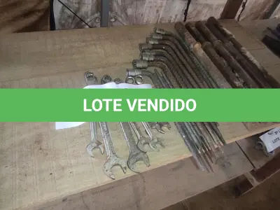 LOTE 020 - 01 LOTE COM CHAVES COMBINADAS 24,19,18ALICATE, 19,04 LIMAS REDONDAS E 05 PONTEIRAS CHATAS PARA BRITADEIRA (NO ESTADO, NÃO SABEMOS SE FUNCIONA. LEILÃO NÃO TEM GARANTIA E NEM DEVOLUÇÃO).