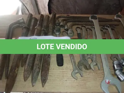 LOTE 017 - 01 LOTE COM CHAVES COMBINADAS  41,24,19, L19,24  E 05 PONTEIROS PARA BRITADEIRA (NO ESTADO, NÃO SABEMOS SE FUNCIONA. LEILÃO NÃO TEM GARANTIA E NEM DEVOLUÇÃO).