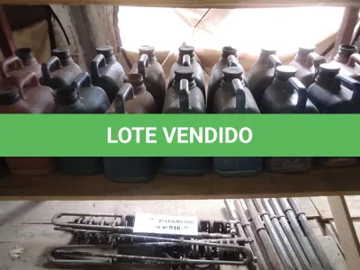 LOTE 015 - 20 GARRAFAS TÉRMICAS(NO ESTADO, NÃO SABEMOS SE FUNCIONA. LEILÃO NÃO TEM GARANTIA E NEM DEVOLUÇÃO).