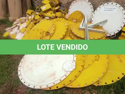 LOTE 030 - 01 LOTE COM SUCATAS EM FERRO (NO ESTADO, NÃO SABEMOS SE FUNCIONA. LEILÃO NÃO TEM GARANTIA E NEM DEVOLUÇÃO).