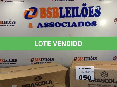 LOTE 050 - 02 CAIXAS COM COLA TUBO ST BRASCOLA 15 FRASCOS CADA. (NO ESTADO, LEILÃO NÃO TEM GARANTIA E NEM DEVOLUÇÃO, SUJEITO A POSSÍVEIS AVARIAS VISÍVEIS/OCULTAS E/OU AUSÊNCIA DE COMPONENTES).