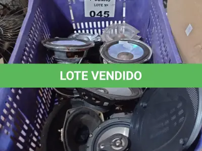 LOTE 045 - 01 LOTE COM VÁRIOS ALTO-FALANTES MARCAS E MODELOS DIVERSOS. (NO ESTADO, LEILÃO NÃO TEM GARANTIA E NEM DEVOLUÇÃO, SUJEITO A POSSÍVEIS AVARIAS VISÍVEIS/OCULTAS E/OU AUSÊNCIA DE COMPONENTES).