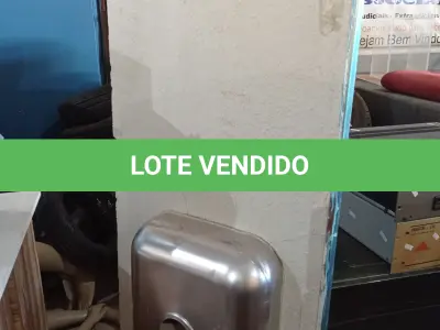 LOTE 035 - 01 PIA EM AÇO INOX CIMENTADA MEDINDO 1,60M X 0,53CM. (NO ESTADO, LEILÃO NÃO TEM GARANTIA E NEM DEVOLUÇÃO, SUJEITO A POSSÍVEIS AVARIAS VISÍVEIS/OCULTAS E/OU AUSÊNCIA DE COMPONENTES).