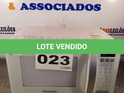 LOTE 023 - 01 - MICRO-ONDAS PANASONIC 21 LITROS 110VOLTS (NO ESTADO, NÃO SABEMOS SE FUNCIONA. LEILÃO NÃO TEM GARANTIA E NEM DEVOLUÇÃO, SUJEITO A POSSÍVEIS AVARIAS VISÍVEIS/OCULTAS E/OU AUSÊNCIA DE COMPONENTES)