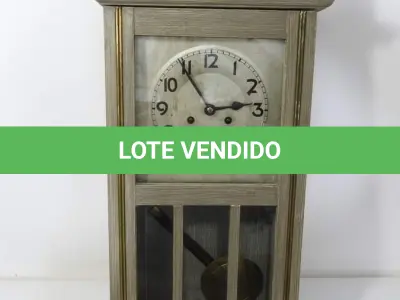 LOTE 044 - RELÓGIO DE CORDAS 75 DE ALTURA(NO ESTADO)
