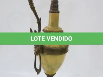 LOTE 050 - LINDA ÂNFORA DÉCADA DE 80 METAL , EM ÓTIMO ESTADO DE CONSERVAÇÃO (NO ESTADO)