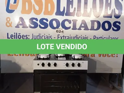LOTE 024 - 01 - FOGÃO ZEUS GLASS 5 BOCAS BRANCO - REALCE (NO ESTADO, NÃO SABEMOS SE FUNCIONA. LEILÃO NÃO TEM GARANTIA E NEM DEVOLUÇÃO, SUJEITO A POSSÍVEIS AVARIAS VISÍVEIS/OCULTAS E/OU AUSÊNCIA DE COMPONENTES)