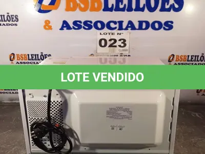 LOTE 023 - 01 - MICRO-ONDAS PANASONIC 21 LITROS 110VOLTS (NO ESTADO, NÃO SABEMOS SE FUNCIONA. LEILÃO NÃO TEM GARANTIA E NEM DEVOLUÇÃO, SUJEITO A POSSÍVEIS AVARIAS VISÍVEIS/OCULTAS E/OU AUSÊNCIA DE COMPONENTES)