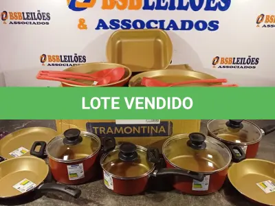 LOTE 027 - 01 - JOGO DE PANELA TRAMONTINA 15 PEÇAS (NO ESTADO, NÃO SABEMOS SE FUNCIONA. LEILÃO NÃO TEM GARANTIA E NEM DEVOLUÇÃO, SUJEITO A POSSÍVEIS AVARIAS VISÍVEIS/OCULTAS E/OU AUSÊNCIA DE COMPONENTES)