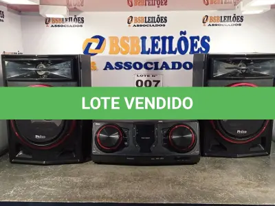 LOTE 007 - 01 - MINI SYSTEM PHILCO PHS1900BT PRETO COM BLUETOOTH 1900W DE POTÊNCIA - 127V/220V (NO ESTADO, NÃO SABEMOS SE FUNCIONA. LEILÃO NÃO TEM GARANTIA E NEM DEVOLUÇÃO, SUJEITO A POSSÍVEIS AVARIAS VISÍVEIS/OCULTAS E/OU AUSÊNCIA DE COMPONENTES)