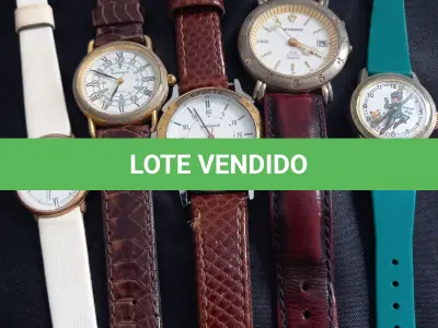 LOTE 086 - LOTE DE 6 RELÓGIOS DIVERSOS - SEM GARANTIA DE FUNCIONAMENTO - NECESSITA BATERIA PARADOS A TEMPOS (NO ESTADO)