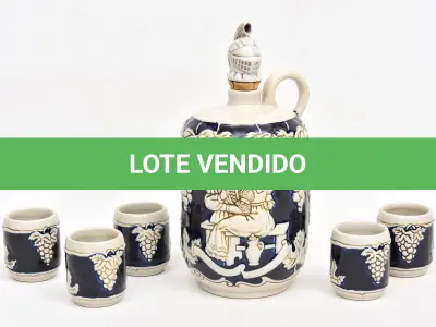 LOTE 072 - CONJUNTO EM FAIANÇA  ANTIGO DECADA DE 80 (NO ESTADO)
