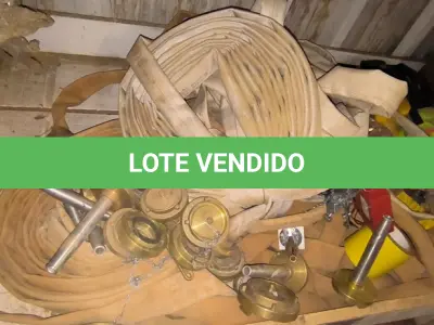 LOTE 108 - 01 LOTE COM CINTOS TALABARTE E MANGUEIRAS DE INCÊNDIO (NO ESTADO)