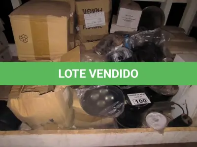 LOTE 100 - 01 LOTE COM LUMINÁRIAS DIVERSAS E REFLETORES (NO ESTADO)