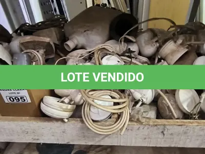 LOTE 095 - 01 LOTE COM CHUVEIROS MODELOS DIVERSOS (NO ESTADO)