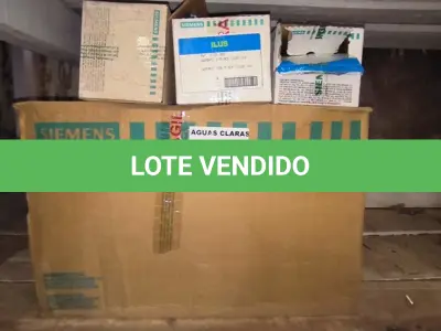 LOTE 110 - 01 LOTE COM SUPORTE PARA PLACA CEGA 4X4(NO ESTADO)