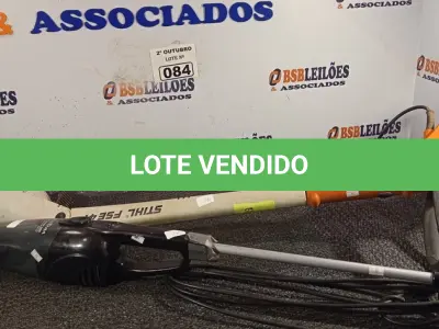 LOTE 084 - 01 CORTADOR DE GRAMA E 01 ASPIRADOR DE PÓ MARCAS E MODELOS DIVERSOS COM AVARIAS. (NO ESTADO) ATENÇÃO! FAZER A VISITAÇÃO ANTES DE ARREMATAR, NÃO SABEMOS SE FUNCIONA. LEILÃO NÃO TEM GARANTIA E NEM DEVOLUÇÃO, SUJEITO A POSSÍVEIS AVARIAS VISÍVEIS/OCULTAS E/OU AUSÊNCIA DE COMPONENTES.