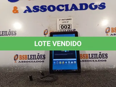 LOTE 002 - 01 TABLET SAMSUNG TAB2 10.1 COM CABO. (NO ESTADO) ATENÇÃO! FAZER A VISITAÇÃO ANTES DE ARREMATAR, NÃO SABEMOS SE FUNCIONA. LEILÃO NÃO TEM GARANTIA E NEM DEVOLUÇÃO, SUJEITO A POSSÍVEIS AVARIAS VISÍVEIS/OCULTAS E/OU AUSÊNCIA DE COMPONENTES.
