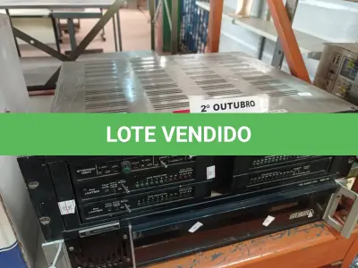 LOTE 113 - 02 EQUIPAMENTOS ELETRÔNICOS. (NO ESTADO) ATENÇÃO! FAZER A VISITAÇÃO ANTES DE ARREMATAR, NÃO SABEMOS SE FUNCIONA. LEILÃO NÃO TEM GARANTIA E NEM DEVOLUÇÃO, SUJEITO A POSSÍVEIS AVARIAS VISÍVEIS/OCULTAS E/OU AUSÊNCIA DE COMPONENTES.