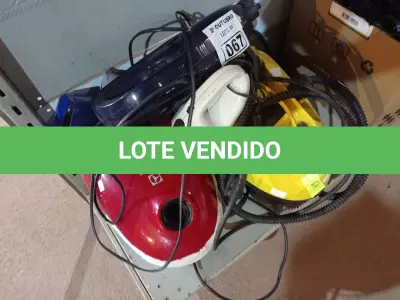 LOTE 067 - 03 ASPIRADORES DE PÓ E 01 BATEDEIRA INCOMPLETA. (NO ESTADO) ATENÇÃO! FAZER A VISITAÇÃO ANTES DE ARREMATAR, NÃO SABEMOS SE FUNCIONA. LEILÃO NÃO TEM GARANTIA E NEM DEVOLUÇÃO, SUJEITO A POSSÍVEIS AVARIAS VISÍVEIS/OCULTAS E/OU AUSÊNCIA DE COMPONENTES.