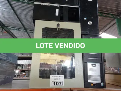 LOTE 107 - 04 GABINETES PARA PC E 01 RACK PARA EQUIPAMENTOS ELETRÔNICOS. (NO ESTADO) ATENÇÃO! FAZER A VISITAÇÃO ANTES DE ARREMATAR, NÃO SABEMOS SE FUNCIONA. LEILÃO NÃO TEM GARANTIA E NEM DEVOLUÇÃO, SUJEITO A POSSÍVEIS AVARIAS VISÍVEIS/OCULTAS E/OU AUSÊNCIA DE COMPONENTES.