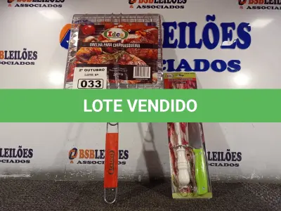 LOTE 033 - 01 KIT CHURRASCO E 01 GRELHA PARA CHURRASQUEIRA. (NO ESTADO) ATENÇÃO! FAZER A VISITAÇÃO ANTES DE ARREMATAR, NÃO SABEMOS SE FUNCIONA. LEILÃO NÃO TEM GARANTIA E NEM DEVOLUÇÃO, SUJEITO A POSSÍVEIS AVARIAS VISÍVEIS/OCULTAS E/OU AUSÊNCIA DE COMPONENTES.