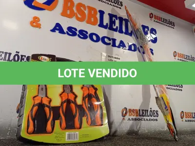 LOTE 026 - 01 KIT DE ALICATES E 01 ARCO DE SERRA 20”. (NO ESTADO) ATENÇÃO! FAZER A VISITAÇÃO ANTES DE ARREMATAR, NÃO SABEMOS SE FUNCIONA. LEILÃO NÃO TEM GARANTIA E NEM DEVOLUÇÃO, SUJEITO A POSSÍVEIS AVARIAS VISÍVEIS/OCULTAS E/OU AUSÊNCIA DE COMPONENTES.