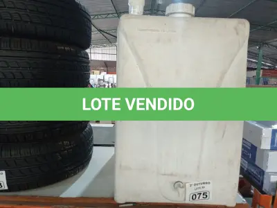 LOTE 075 - 02 RESERVATÓRIOS DE PLÁSTICO. (NO ESTADO) ATENÇÃO! FAZER A VISITAÇÃO ANTES DE ARREMATAR, NÃO SABEMOS SE FUNCIONA. LEILÃO NÃO TEM GARANTIA E NEM DEVOLUÇÃO, SUJEITO A POSSÍVEIS AVARIAS VISÍVEIS/OCULTAS E/OU AUSÊNCIA DE COMPONENTES.