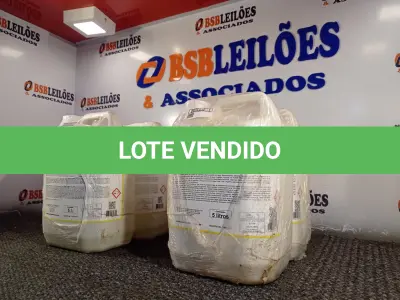 LOTE 129 - 10 LITROS DE DESINFETANTE HOSPITALAR PARA SUPERFÍCIES FIXAS E ARTIGOS NÃO CRÍTICOS E 10 LITROS DE REMOVEDOR DE CERAS E ACABAMENTOS. (NO ESTADO) ATENÇÃO! FAZER A VISITAÇÃO ANTES DE ARREMATAR, NÃO SABEMOS SE FUNCIONA. LEILÃO NÃO TEM GARANTIA E NEM DEVOLUÇÃO, SUJEITO A POSSÍVEIS AVARIAS VISÍVEIS/OCULTAS E/OU AUSÊNCIA DE COMPONENTES.