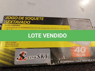 LOTE 028 - 01 JOGO DE SOQUETE SEXTAVADO COM 40 PEÇAS. (NO ESTADO) ATENÇÃO! FAZER A VISITAÇÃO ANTES DE ARREMATAR, NÃO SABEMOS SE FUNCIONA. LEILÃO NÃO TEM GARANTIA E NEM DEVOLUÇÃO, SUJEITO A POSSÍVEIS AVARIAS VISÍVEIS/OCULTAS E/OU AUSÊNCIA DE COMPONENTES.