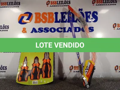 LOTE 026 - 01 KIT DE ALICATES E 01 ARCO DE SERRA 20”. (NO ESTADO) ATENÇÃO! FAZER A VISITAÇÃO ANTES DE ARREMATAR, NÃO SABEMOS SE FUNCIONA. LEILÃO NÃO TEM GARANTIA E NEM DEVOLUÇÃO, SUJEITO A POSSÍVEIS AVARIAS VISÍVEIS/OCULTAS E/OU AUSÊNCIA DE COMPONENTES.