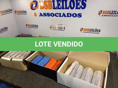 LOTE 123 - 01 LOTE COM VÁRIOS CAPACITORES MARCAS E MODELOS DIVERSOS. (NO ESTADO) ATENÇÃO! FAZER A VISITAÇÃO ANTES DE ARREMATAR, NÃO SABEMOS SE FUNCIONA. LEILÃO NÃO TEM GARANTIA E NEM DEVOLUÇÃO, SUJEITO A POSSÍVEIS AVARIAS VISÍVEIS/OCULTAS E/OU AUSÊNCIA DE COMPONENTES.