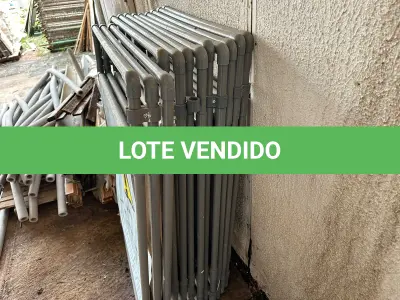 LOTE 398 - 01 LOTE DE PLACAS DE PVC (NO ESTADO)