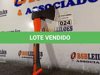 LOTE 024 - 01 MACHADINHA CAÇA E PESCA COM CABO EMBORRACHADO. (NO ESTADO) ATENÇÃO! FAZER A VISITAÇÃO ANTES DE ARREMATAR, NÃO SABEMOS SE FUNCIONA. LEILÃO NÃO TEM GARANTIA E NEM DEVOLUÇÃO, SUJEITO A POSSÍVEIS AVARIAS VISÍVEIS/OCULTAS E/OU AUSÊNCIA DE COMPONENTES.