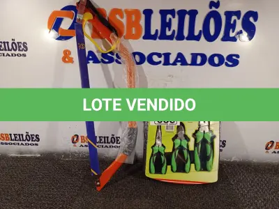 LOTE 038 - 01 KIT DE ALICATES E 01 ARCO DE SERRA 20”. (NO ESTADO) ATENÇÃO! FAZER A VISITAÇÃO ANTES DE ARREMATAR, NÃO SABEMOS SE FUNCIONA. LEILÃO NÃO TEM GARANTIA E NEM DEVOLUÇÃO, SUJEITO A POSSÍVEIS AVARIAS VISÍVEIS/OCULTAS E/OU AUSÊNCIA DE COMPONENTES.