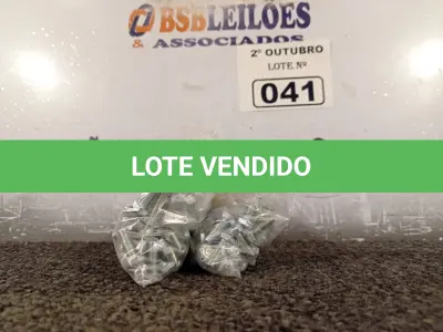 LOTE 041 - 01 KIT DE PARAFUSOS SEXTAVADOS (NO ESTADO) ATENÇÃO! FAZER A VISITAÇÃO ANTES DE ARREMATAR, NÃO SABEMOS SE FUNCIONA. LEILÃO NÃO TEM GARANTIA E NEM DEVOLUÇÃO, SUJEITO A POSSÍVEIS AVARIAS VISÍVEIS/OCULTAS E/OU AUSÊNCIA DE COMPONENTES.