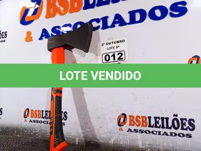 LOTE 012 - 01 MACHADINHA CAÇA E PESCA COM CABO EMBORRACHADO. (NO ESTADO) ATENÇÃO! FAZER A VISITAÇÃO ANTES DE ARREMATAR, NÃO SABEMOS SE FUNCIONA. LEILÃO NÃO TEM GARANTIA E NEM DEVOLUÇÃO, SUJEITO A POSSÍVEIS AVARIAS VISÍVEIS/OCULTAS E/OU AUSÊNCIA DE COMPONENTES.