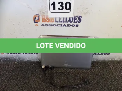LOTE 130 - 01 TABLET SAMSUNG COM CABO. (NO ESTADO) ATENÇÃO! FAZER A VISITAÇÃO ANTES DE ARREMATAR, NÃO SABEMOS SE FUNCIONA. LEILÃO NÃO TEM GARANTIA E NEM DEVOLUÇÃO, SUJEITO A POSSÍVEIS AVARIAS VISÍVEIS/OCULTAS E/OU AUSÊNCIA DE COMPONENTES.