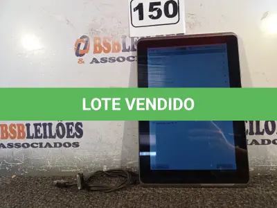 LOTE 150 - 01 TABLET SAMSUNG COM CABO. (NO ESTADO) ATENÇÃO! FAZER A VISITAÇÃO ANTES DE ARREMATAR, NÃO SABEMOS SE FUNCIONA. LEILÃO NÃO TEM GARANTIA E NEM DEVOLUÇÃO, SUJEITO A POSSÍVEIS AVARIAS VISÍVEIS/OCULTAS E/OU AUSÊNCIA DE COMPONENTES.